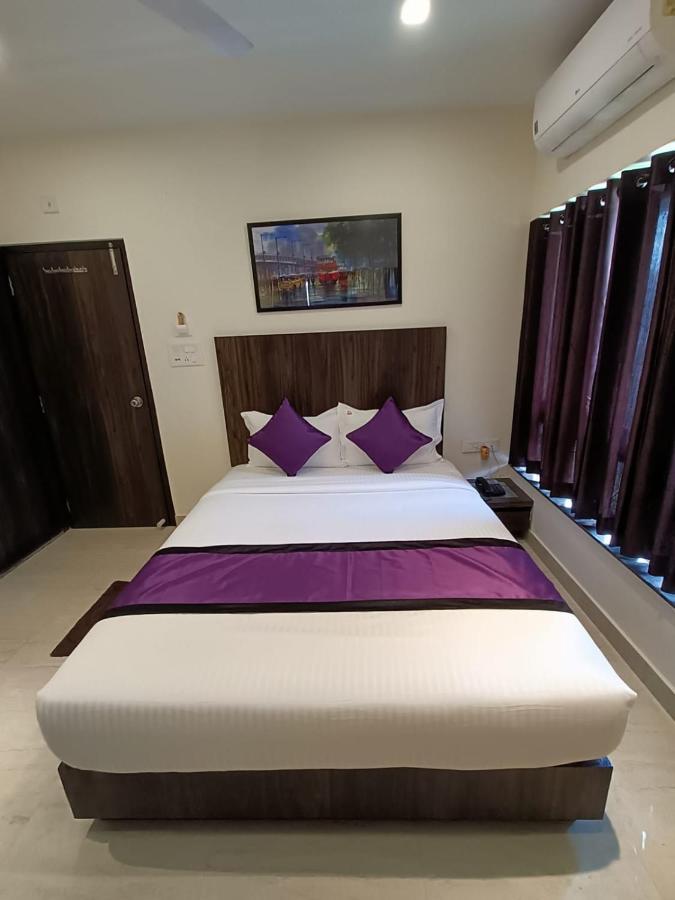 Sheldon Inn Kolkata Exterior photo